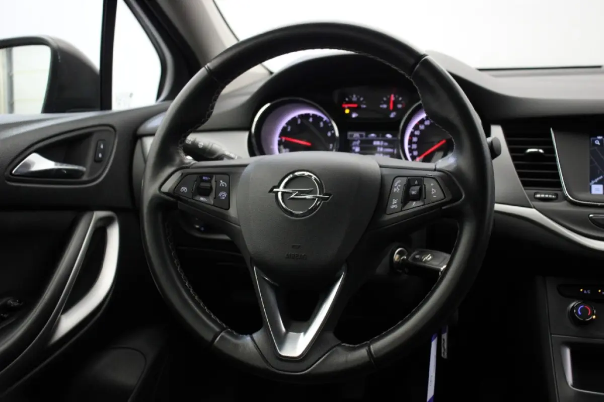 1.0 Turbo 120 Jaar Edition - Carplay, Cruise, Trekhaak