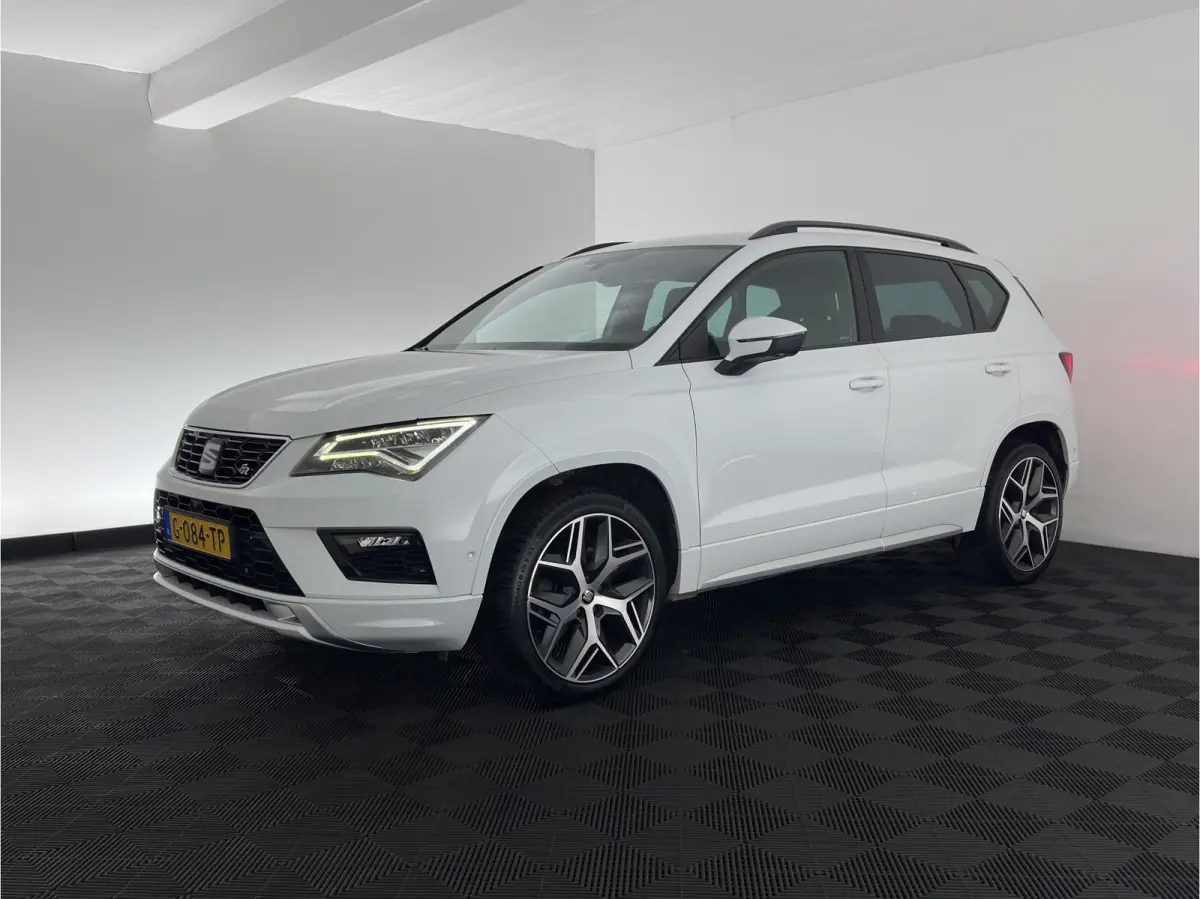 1.5 TSI FR Business Intense (INCL.BTW) *LEATHER-MICROFIBRE | FULL-LED | DIGI-COCKPIT | BEATS-AUDIO | TOP-VIEW | KEYLESS | CARPLAY | NAVI-FULLMAP | DAB+ | SPORT-SEATS | PRIVACY-GLASS | ECC | 