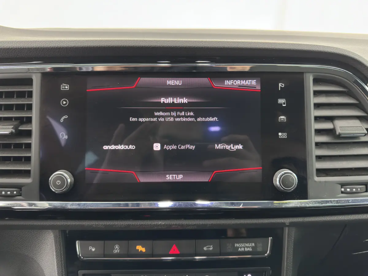 1.5 TSI FR Business Intense (INCL.BTW) *LEATHER-MICROFIBRE | FULL-LED | DIGI-COCKPIT | BEATS-AUDIO | TOP-VIEW | KEYLESS | CARPLAY | NAVI-FULLMAP | DAB+ | SPORT-SEATS | PRIVACY-GLASS | ECC | 