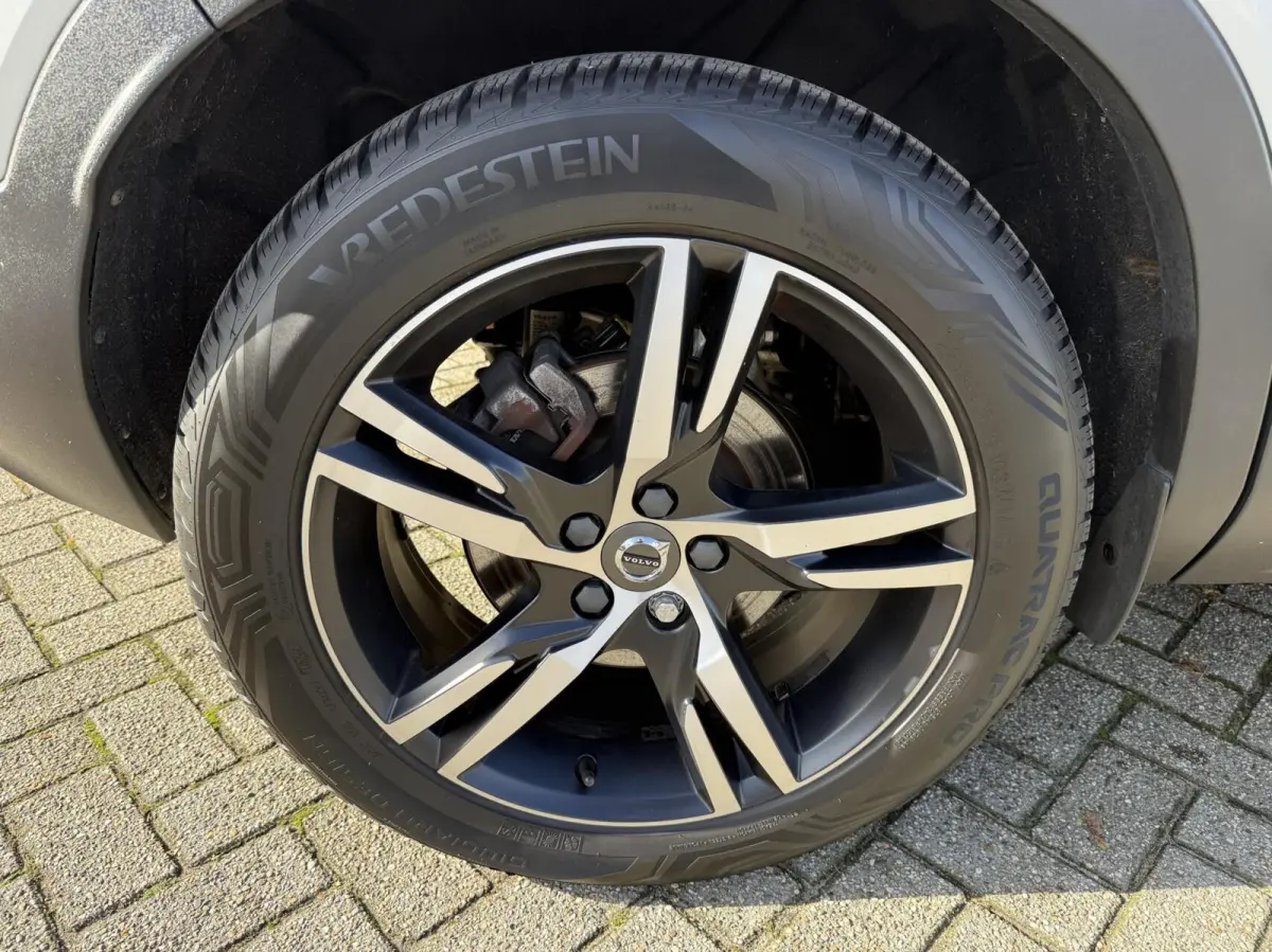1.5 T5 Inscription PANORAMADAK TREKHAAK LEER