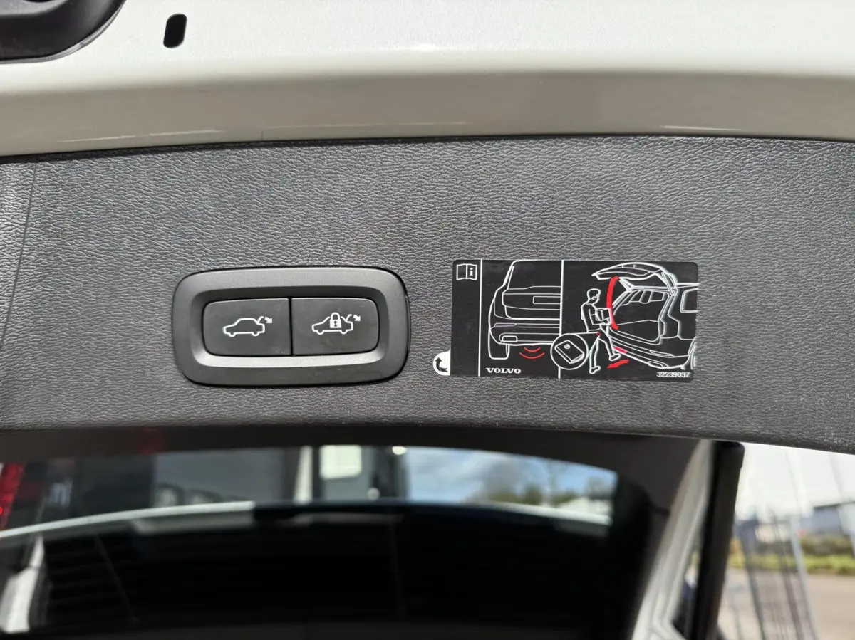 1.5 T5 Inscription PANORAMADAK TREKHAAK LEER