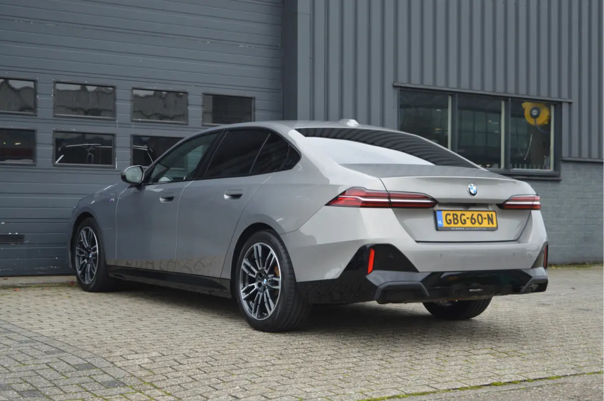 520i M-PAKKET | ACC | 360 CAM | HUD | H&K |