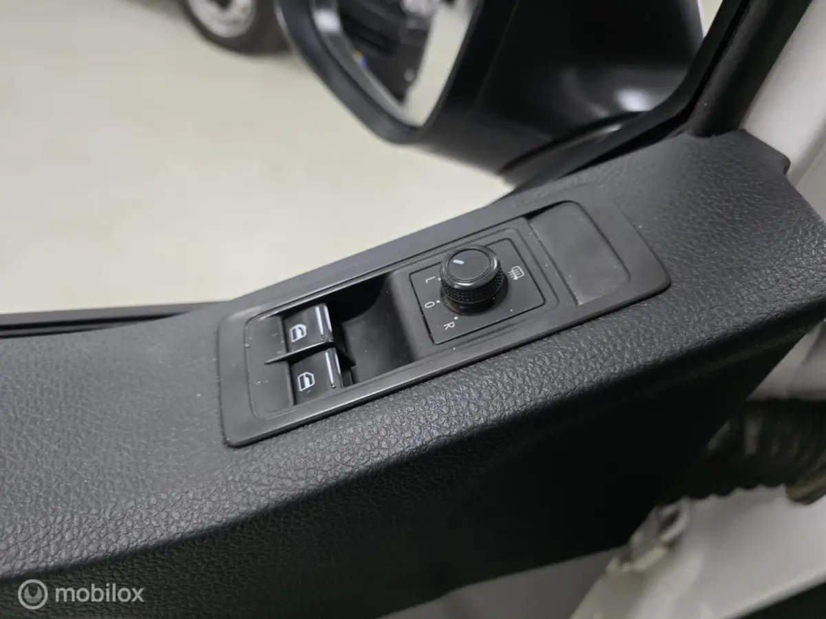 2.0 TDI L1H1 Airco Cruise Navi!