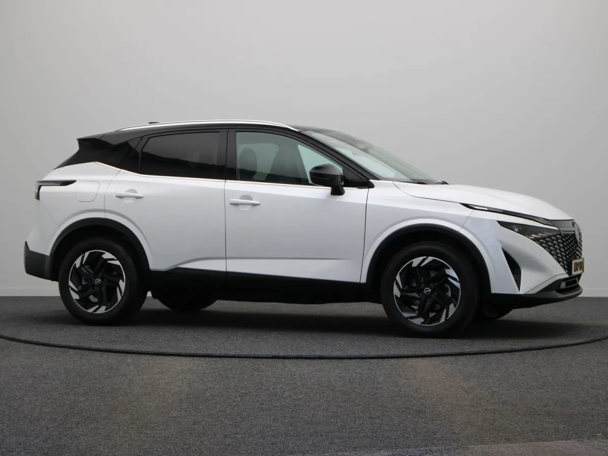 158pk MHEV Xtronic N-Connecta | Panoramadak | Pilot Assist | Elektrische achterklep | Head-up Display | Stoel, stuur en voorruit verwarming  | Rondomzicht camera |
