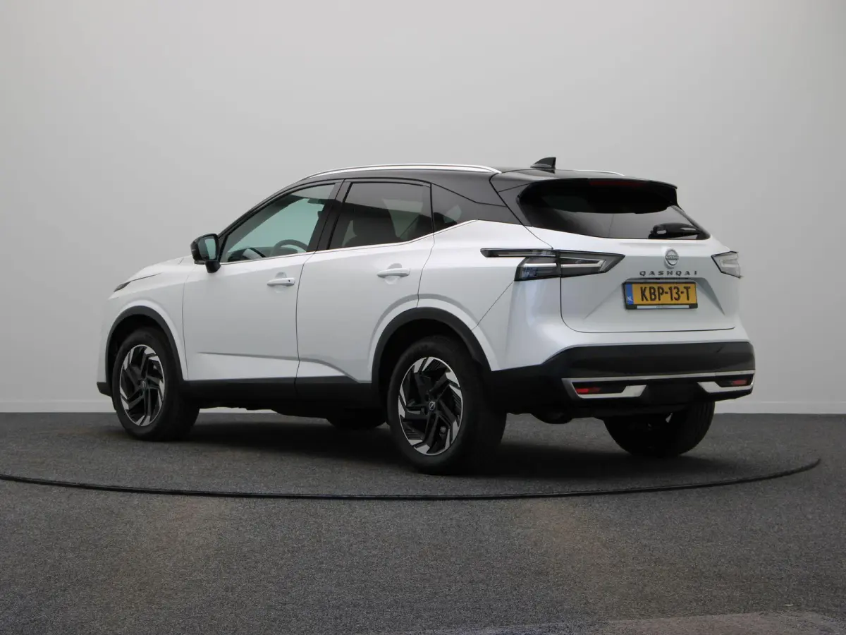 158pk MHEV Xtronic N-Connecta | Panoramadak | Pilot Assist | Elektrische achterklep | Head-up Display | Stoel, stuur en voorruit verwarming  | Rondomzicht camera |