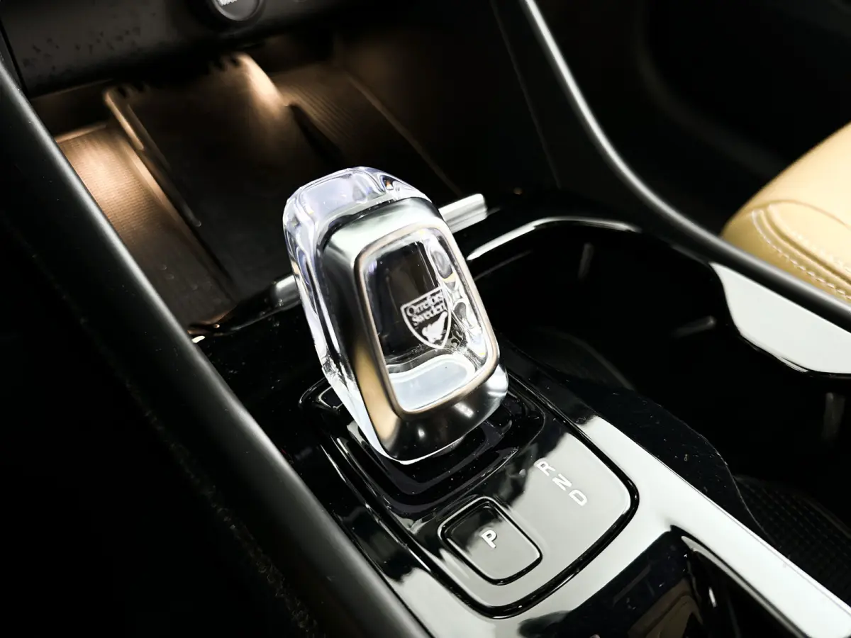 T3 Inscription | Parkeercamera | Stoelverwarming | Harman Kardon | Trekhaak