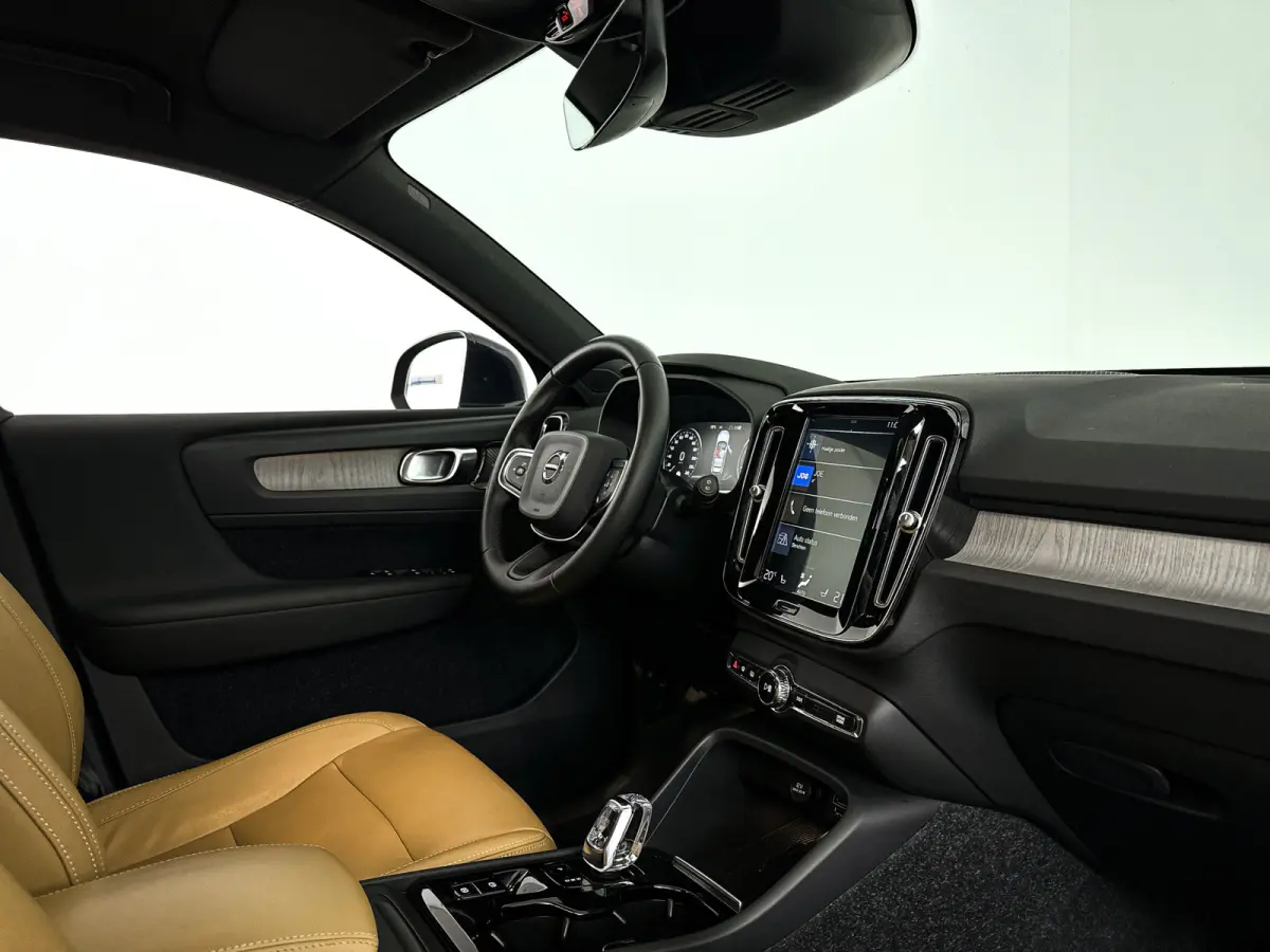 T3 Inscription | Parkeercamera | Stoelverwarming | Harman Kardon | Trekhaak