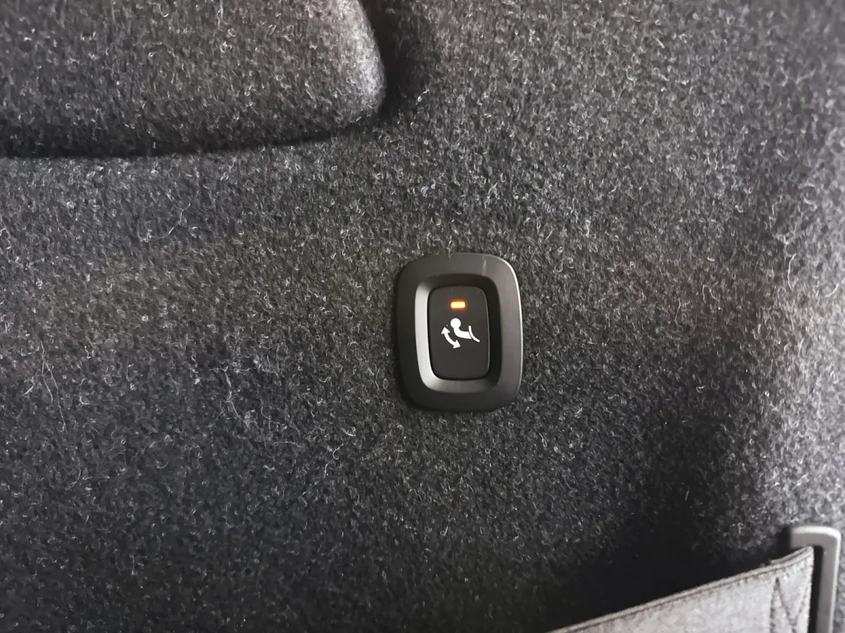 T3 Inscription | Parkeercamera | Stoelverwarming | Harman Kardon | Trekhaak