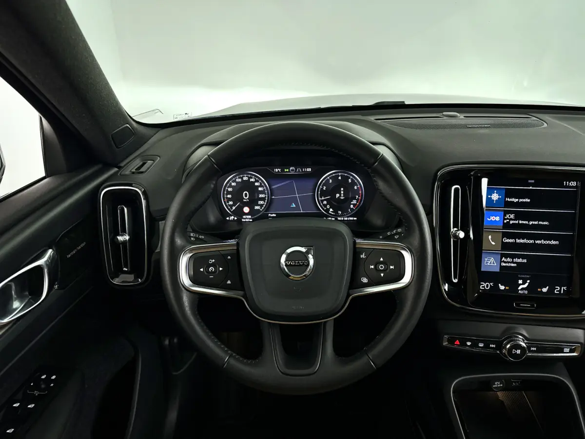 T3 Inscription | Parkeercamera | Stoelverwarming | Harman Kardon | Trekhaak