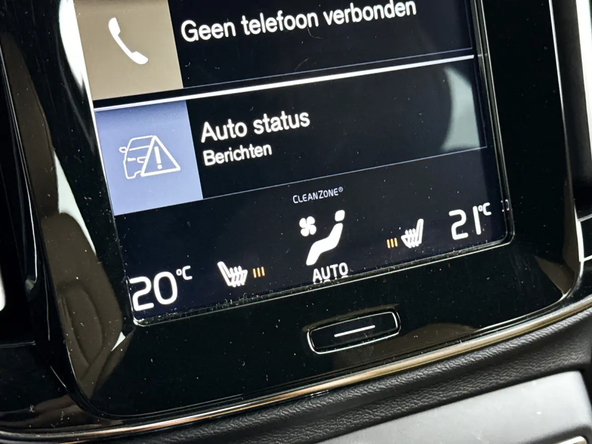 T3 Inscription | Parkeercamera | Stoelverwarming | Harman Kardon | Trekhaak