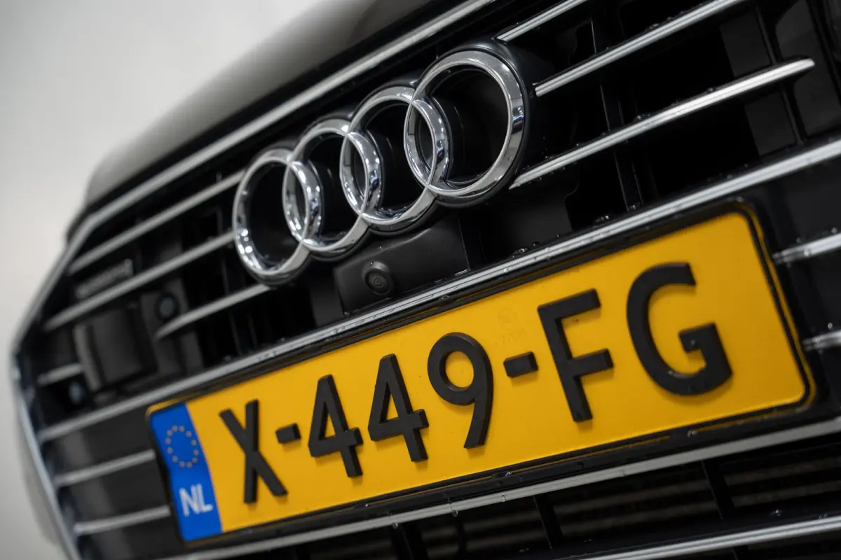 50 TDI quattro S-line*ACC*PANO*MASSAGE**HAAK*B&O*