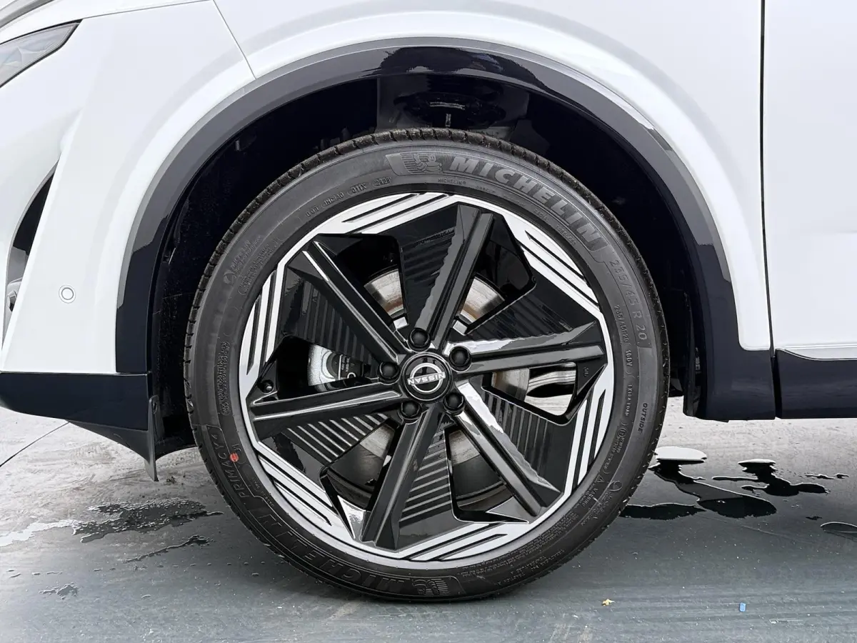 1.5 e-Power Tekna Plus | €4.000,- Voorraadvoordeel | Modeljaar 2026 | Pro-Pilot | Cold pack | Panoramadak | Elektrisch verstelbare bestuurdersstoel + memory | Heads-up display