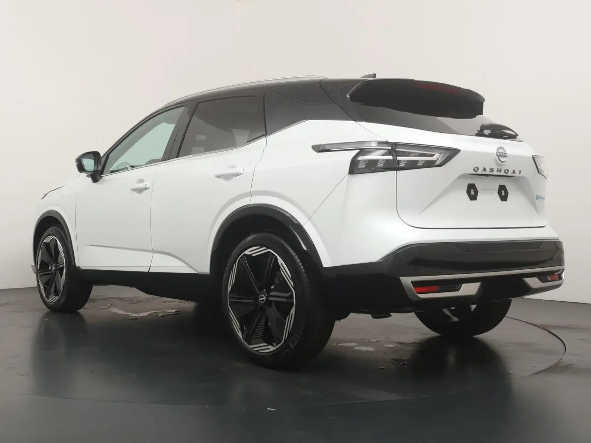 1.5 e-Power Tekna Plus | €4.000,- Voorraadvoordeel | Modeljaar 2026 | Pro-Pilot | Cold pack | Panoramadak | Elektrisch verstelbare bestuurdersstoel + memory | Heads-up display