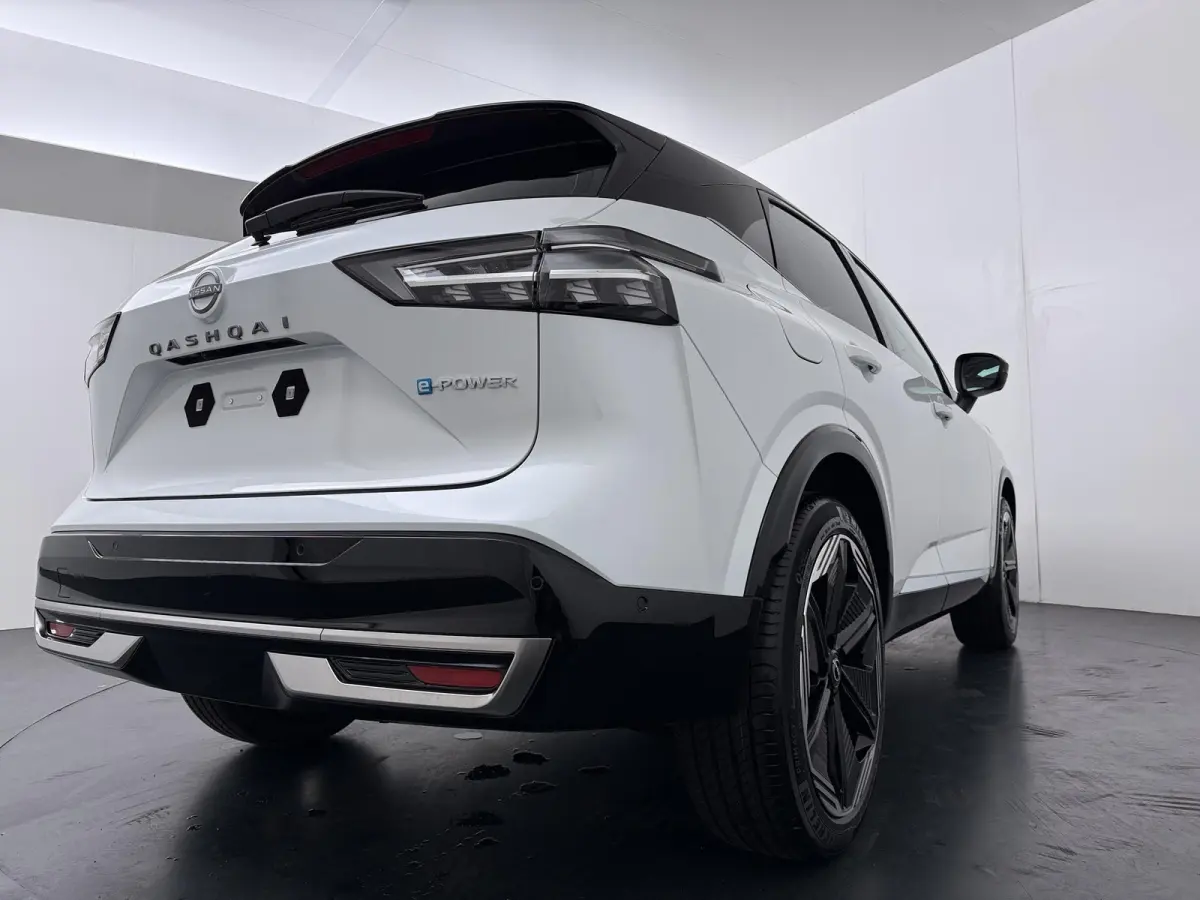 1.5 e-Power Tekna Plus | €4.000,- Voorraadvoordeel | Modeljaar 2026 | Pro-Pilot | Cold pack | Panoramadak | Elektrisch verstelbare bestuurdersstoel + memory | Heads-up display