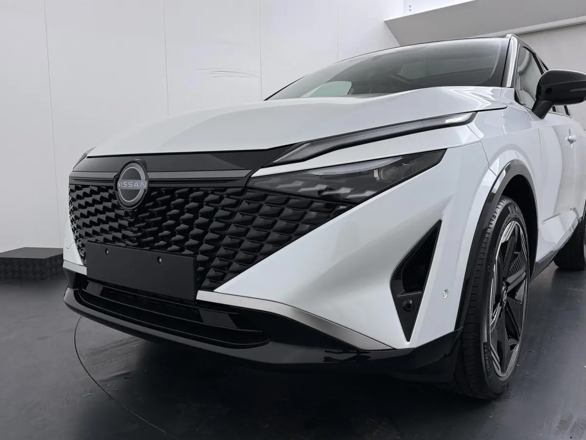 1.5 e-Power Tekna Plus | €4.000,- Voorraadvoordeel | Modeljaar 2026 | Pro-Pilot | Cold pack | Panoramadak | Elektrisch verstelbare bestuurdersstoel + memory | Heads-up display