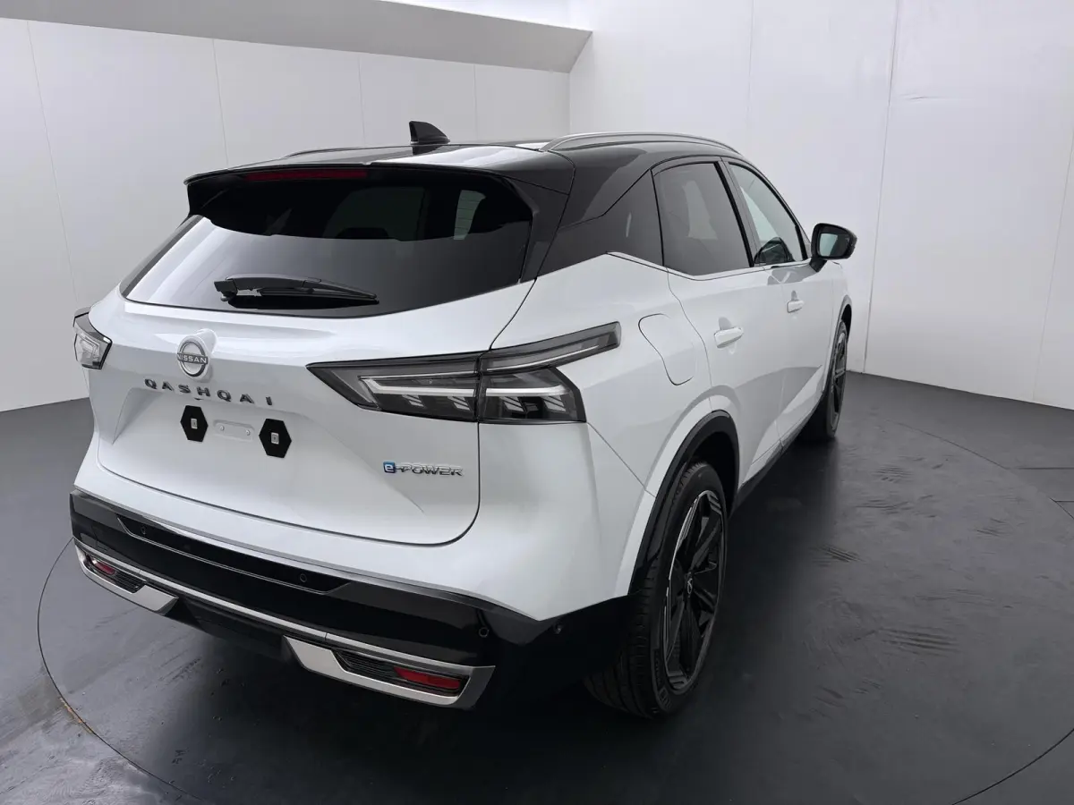 1.5 e-Power Tekna Plus | €4.000,- Voorraadvoordeel | Modeljaar 2026 | Pro-Pilot | Cold pack | Panoramadak | Elektrisch verstelbare bestuurdersstoel + memory | Heads-up display