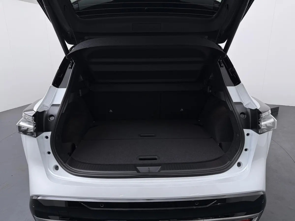 1.5 e-Power Tekna Plus | €4.000,- Voorraadvoordeel | Modeljaar 2026 | Pro-Pilot | Cold pack | Panoramadak | Elektrisch verstelbare bestuurdersstoel + memory | Heads-up display