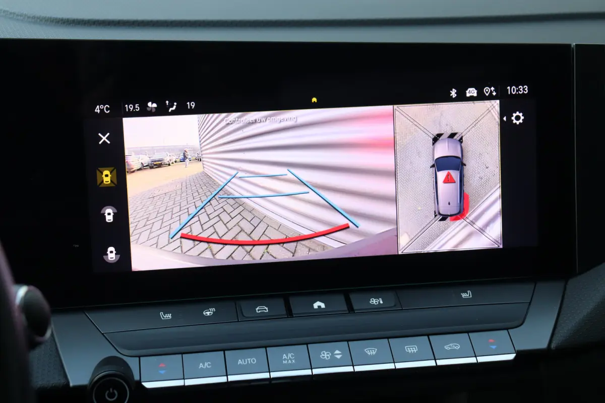 1.6 PLUG IN HYBRID 225PK GSE / NAVI / ALCANTARA / CLIMA / LED / PDC / 18" LMV / CAMERA / HUD / ADAPT. CRUISECONTROL / WINTERPAKKET / UNIEK / NIEUWSTAAT !!