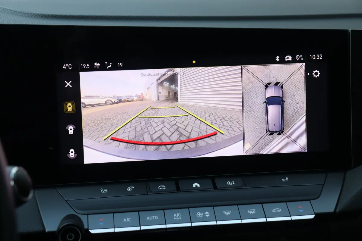 1.6 PLUG IN HYBRID 225PK GSE / NAVI / ALCANTARA / CLIMA / LED / PDC / 18" LMV / CAMERA / HUD / ADAPT. CRUISECONTROL / WINTERPAKKET / UNIEK / NIEUWSTAAT !!