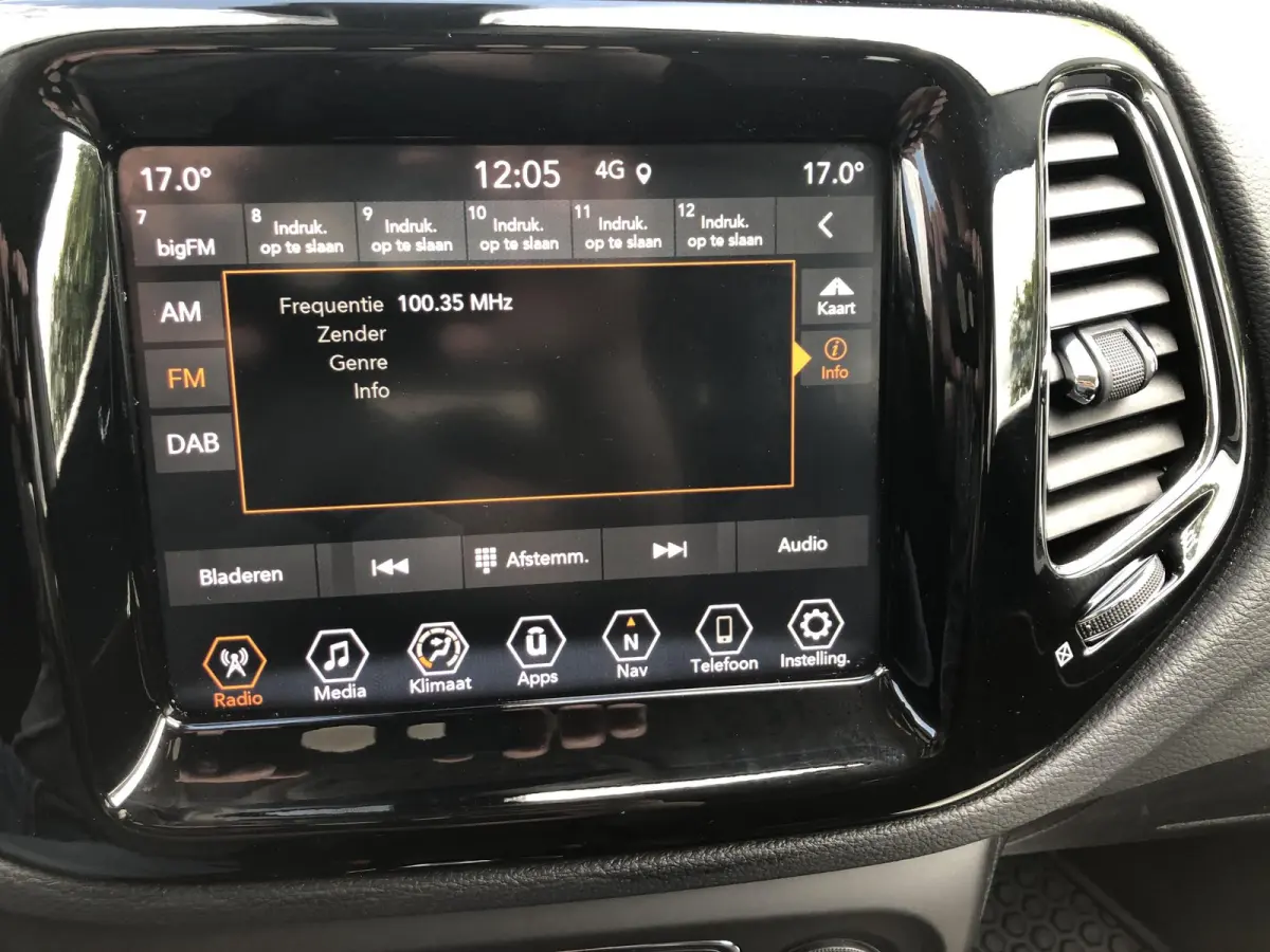 1.3T Limited AUTOMAAT|NAVI|CLIMATE|APPLE/ANDROID|CAMERA|PDC|18"
