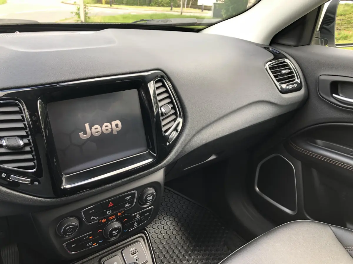 1.3T Limited AUTOMAAT|NAVI|CLIMATE|APPLE/ANDROID|CAMERA|PDC|18"
