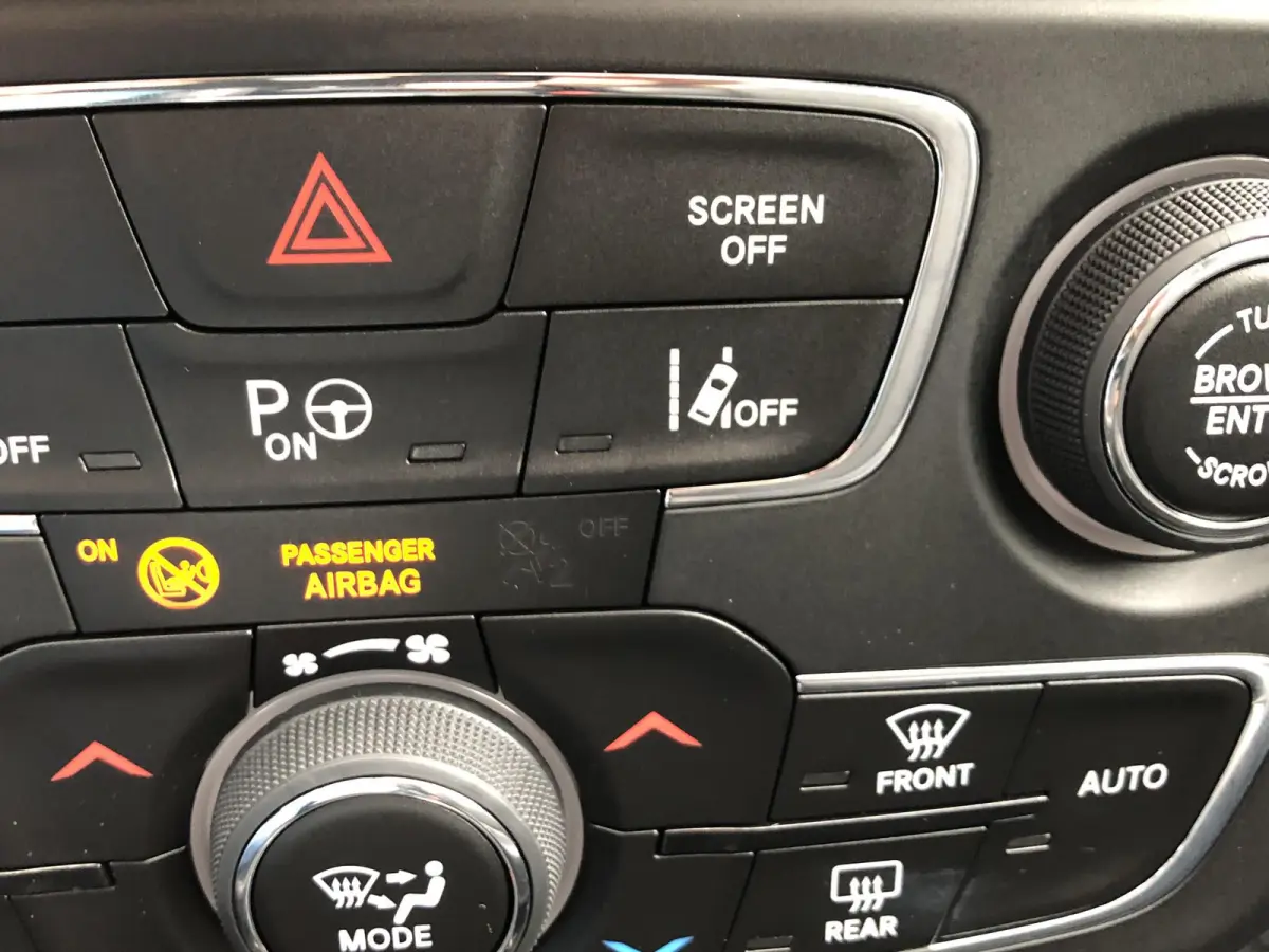 1.3T Limited DCT AUTOMAAT|NAVI|CLIMATE|APPLE/ANDROID|CAMERA|PDC|18"