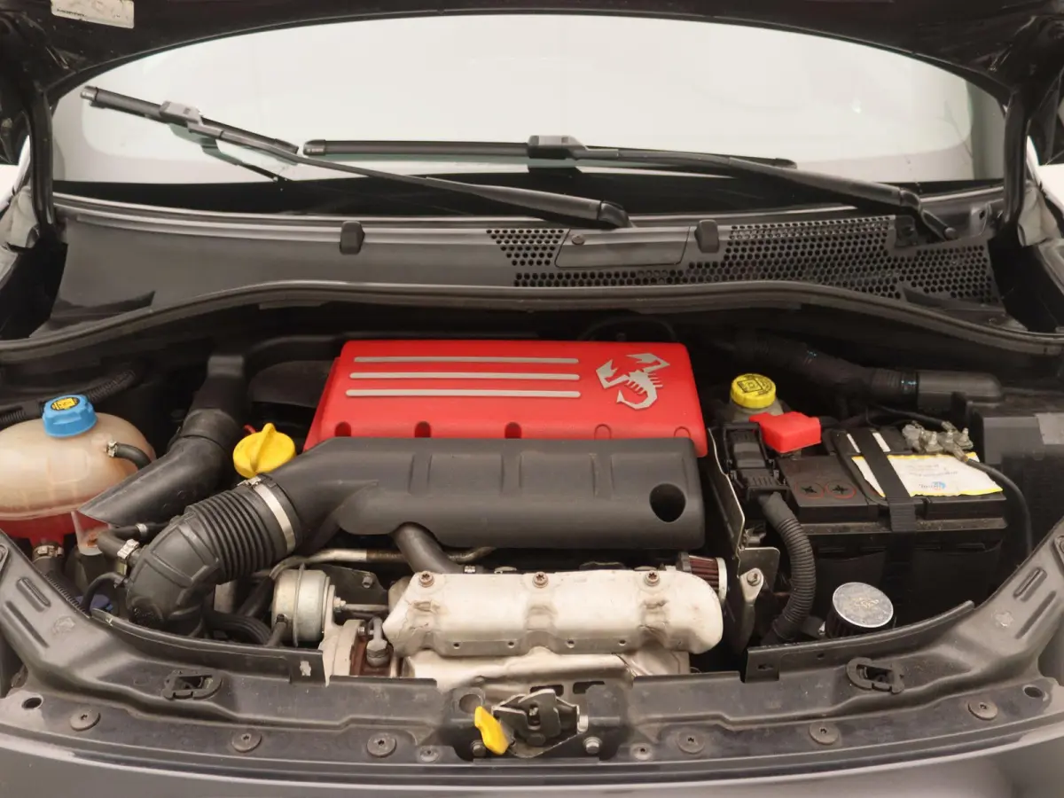 1.4 T-Jet Abarth Elaborabile | Airconditioning | Parkeersensoren | Lichtmetalen Velgen |