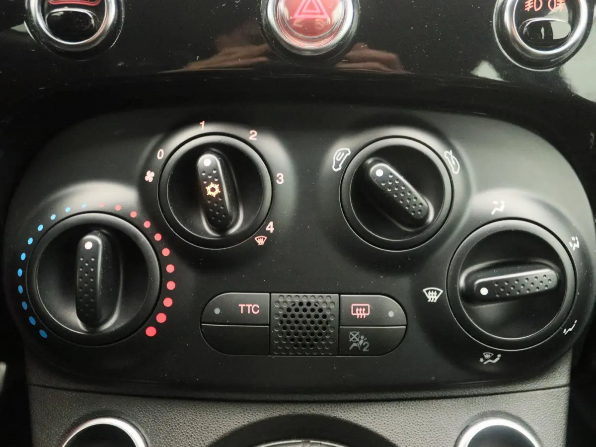 1.4 T-Jet Abarth Elaborabile | Airconditioning | Parkeersensoren | Lichtmetalen Velgen |