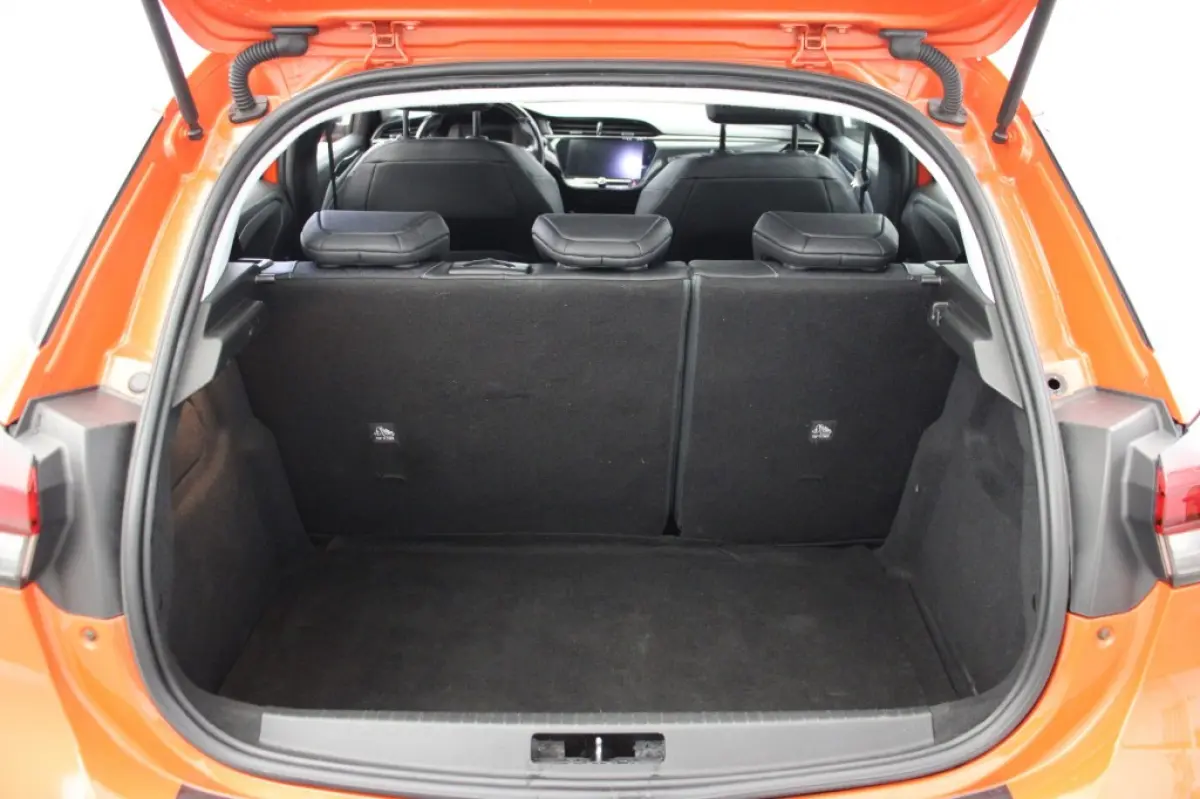 1.2 Elegance Automaat - Digitaal Cockpit, Carplay, Cruise