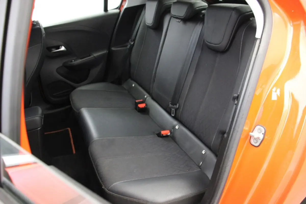 1.2 Elegance Automaat - Digitaal Cockpit, Carplay, Cruise