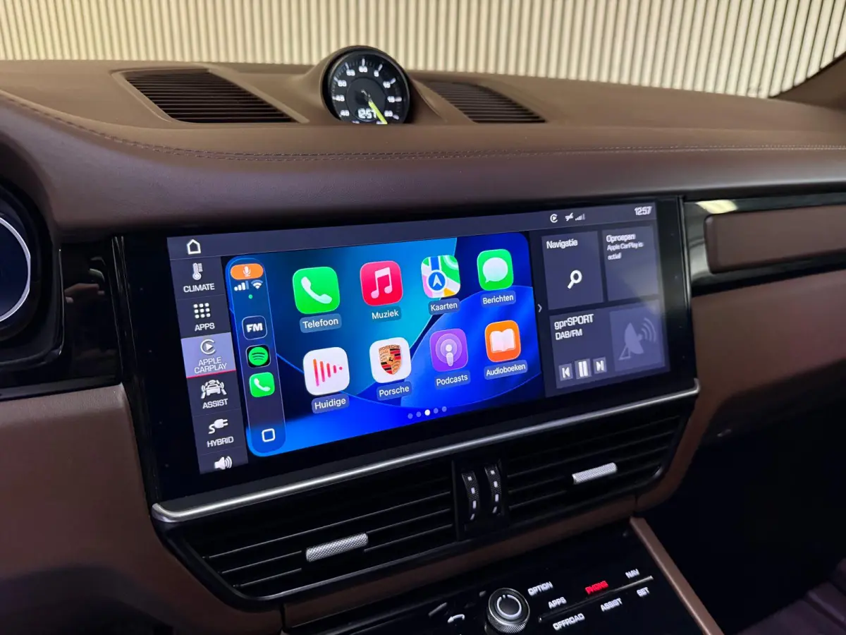 3.0 E-Hybrid-18 WEGS-CLUBLEDER-PANO-LUCHTVERING-BOSE-SPORT CHRONO-ORIG NL