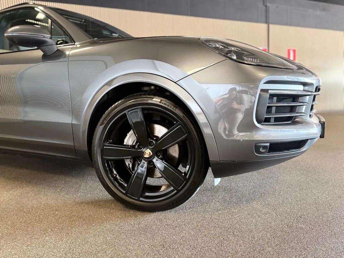 3.0 E-Hybrid-18 WEGS-CLUBLEDER-PANO-LUCHTVERING-BOSE-SPORT CHRONO-ORIG NL