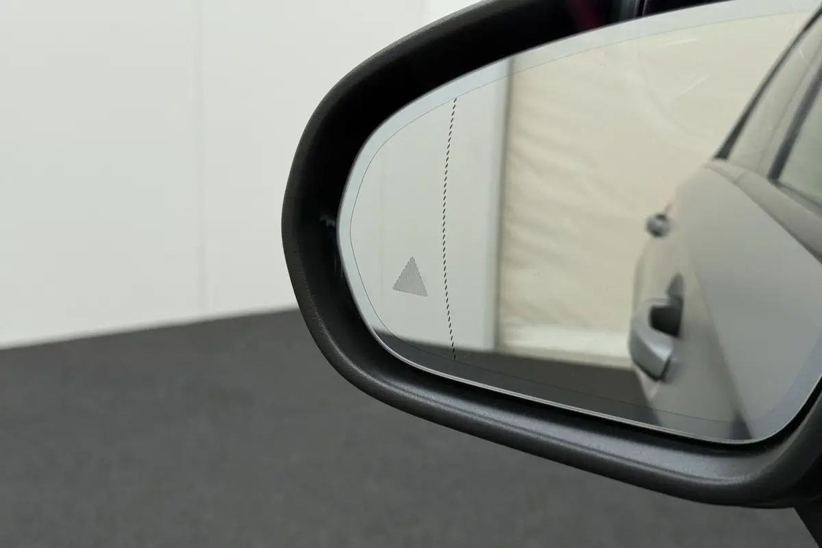 180 AMG Night-Pack Camera Dodehoek Sfeerverlichting