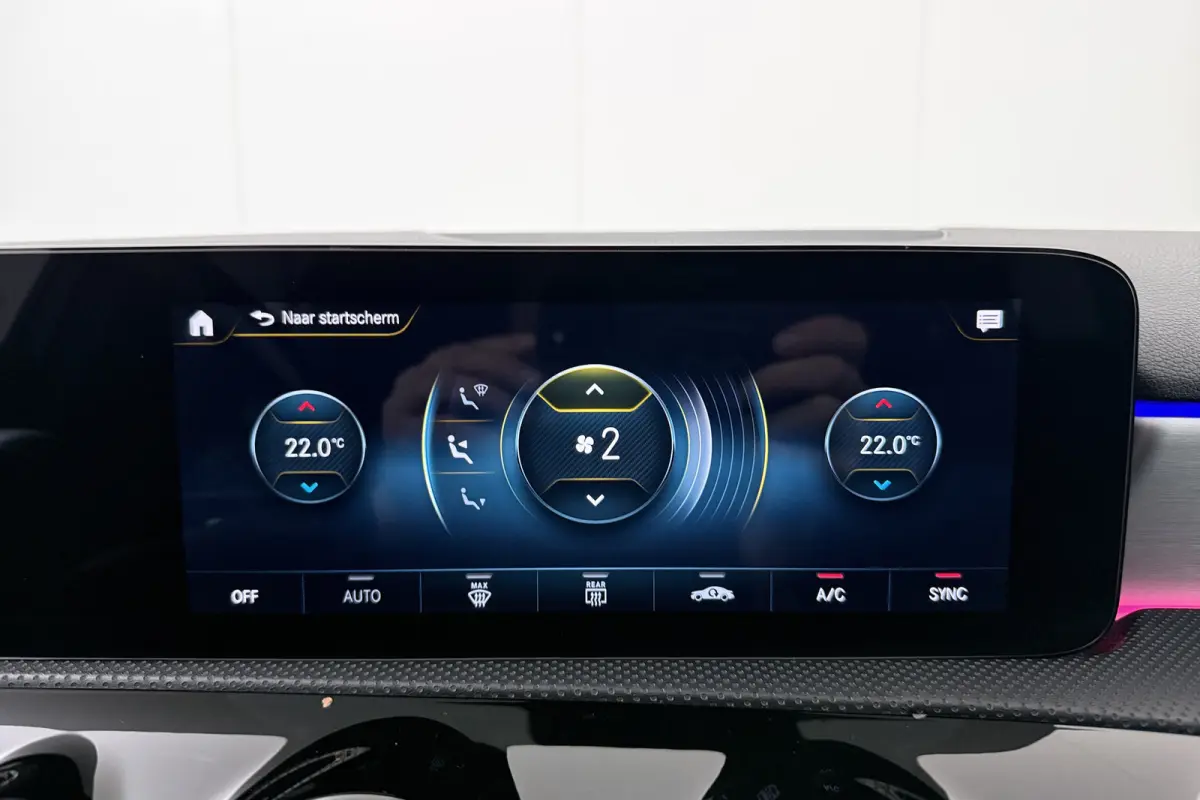 180 AMG Night-Pack Camera Dodehoek Sfeerverlichting