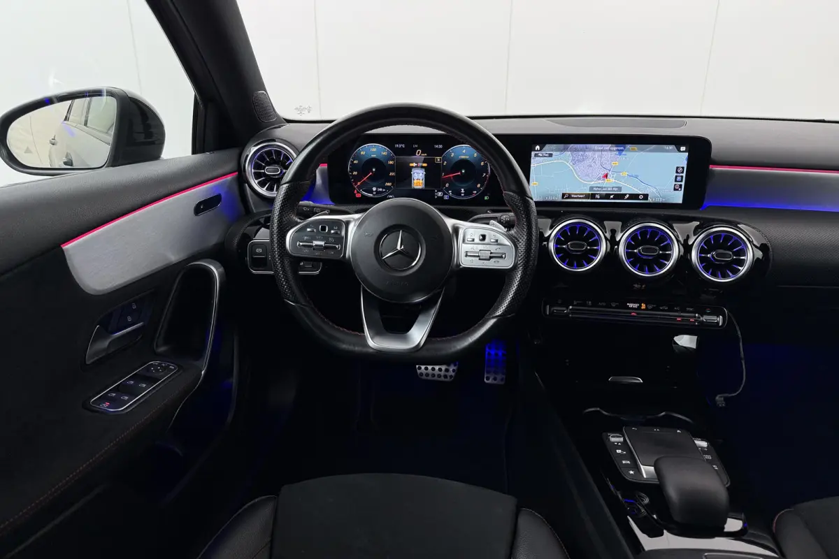 180 AMG Night-Pack Camera Dodehoek Sfeerverlichting