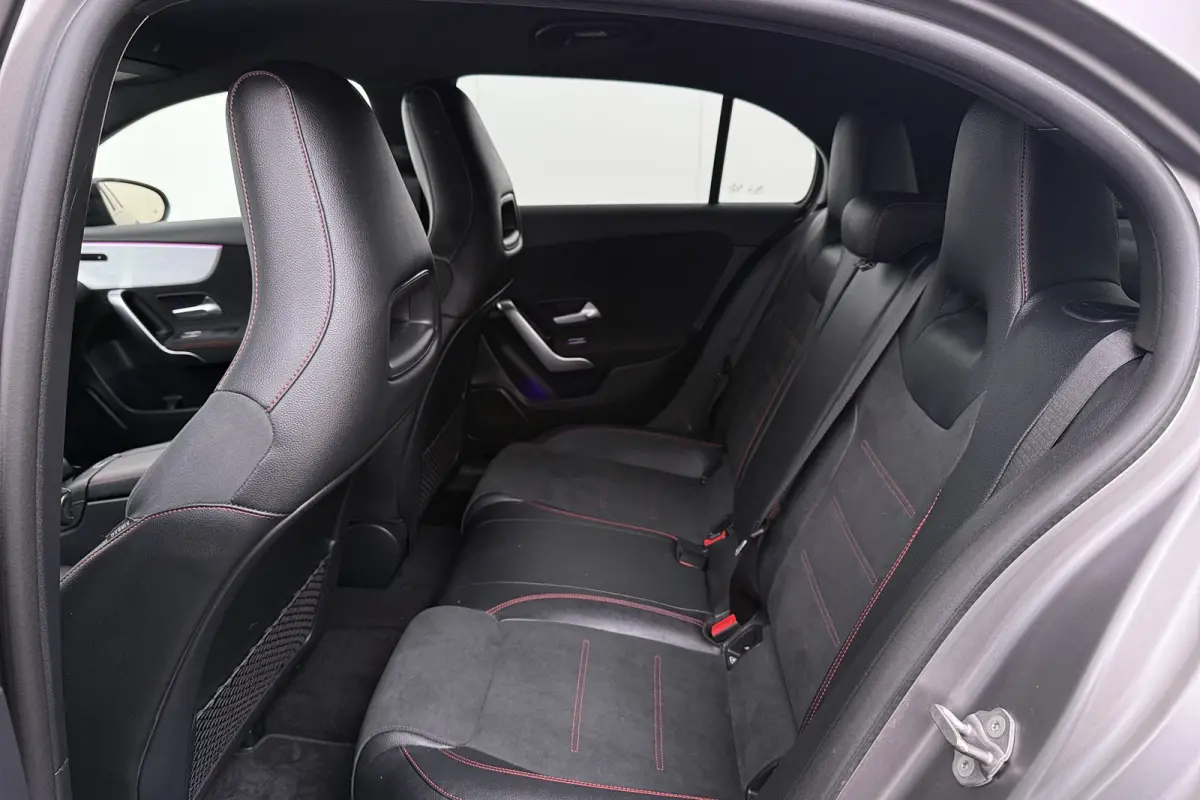 180 AMG Night-Pack Camera Dodehoek Sfeerverlichting