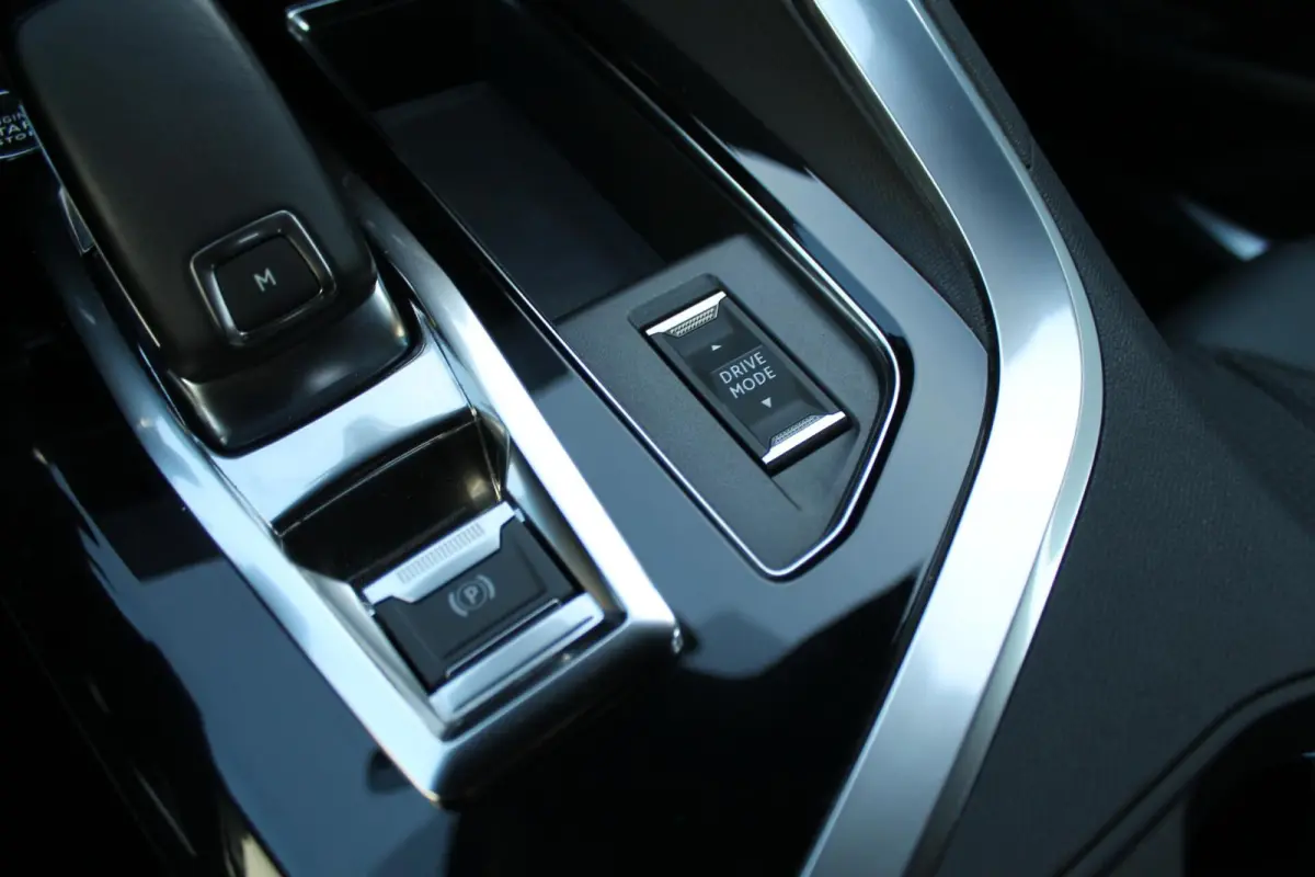 1.2 PureTech GT | Automaat | Navi | Camera | Stoelverwarming