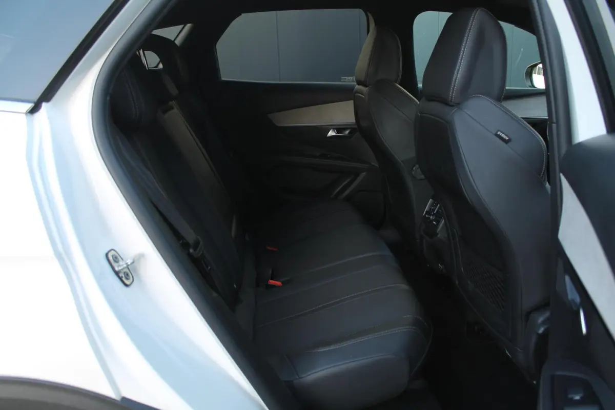 1.2 PureTech GT | Automaat | Navi | Camera | Stoelverwarming