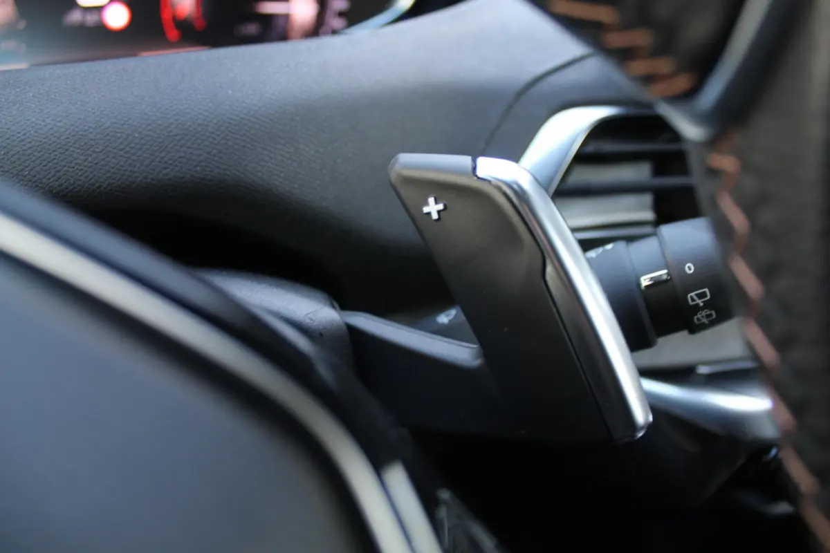 1.2 PureTech GT | Automaat | Navi | Camera | Stoelverwarming