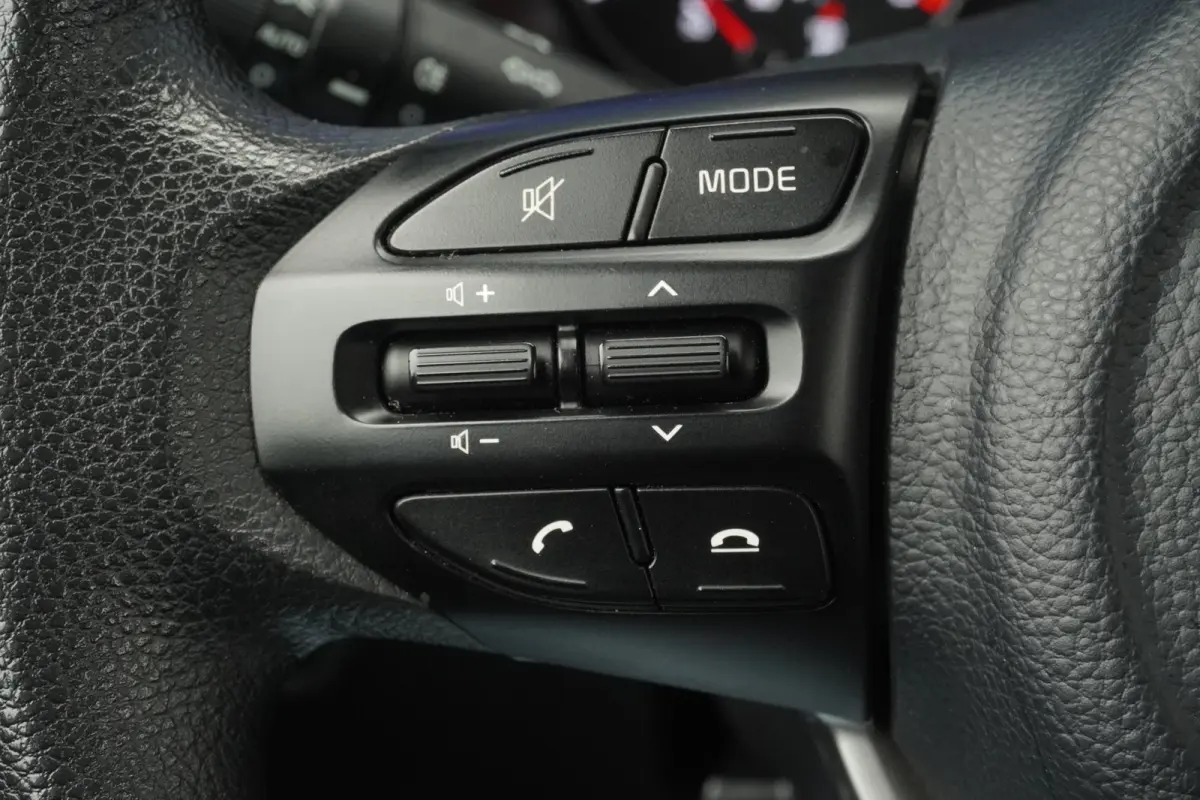 1.0 DPi ComfortLine / Airco / Bluetooth / cruise control / = NOV-2022 ! SUPER PRIJS