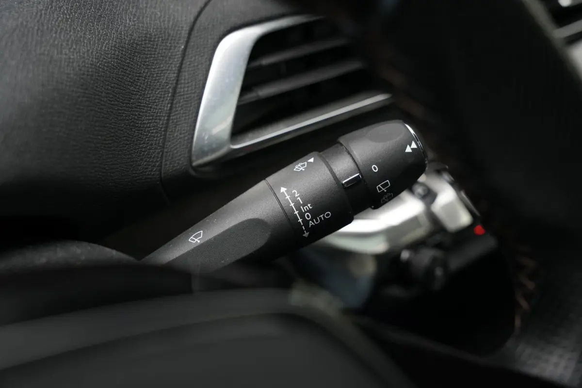 1.2 PureTech GT Panoramadak GT Line Camera Leer/Alcantara LED
