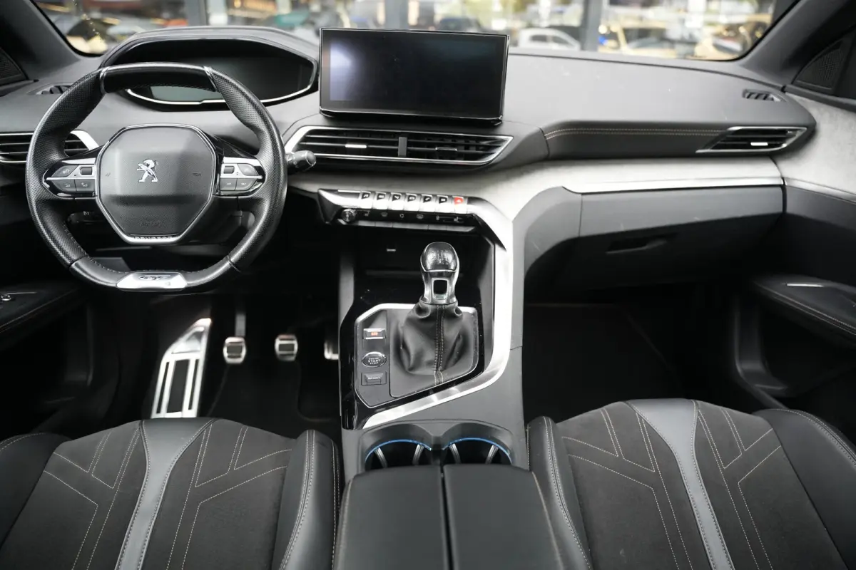 1.2 PureTech GT Panoramadak GT Line Camera Leer/Alcantara LED