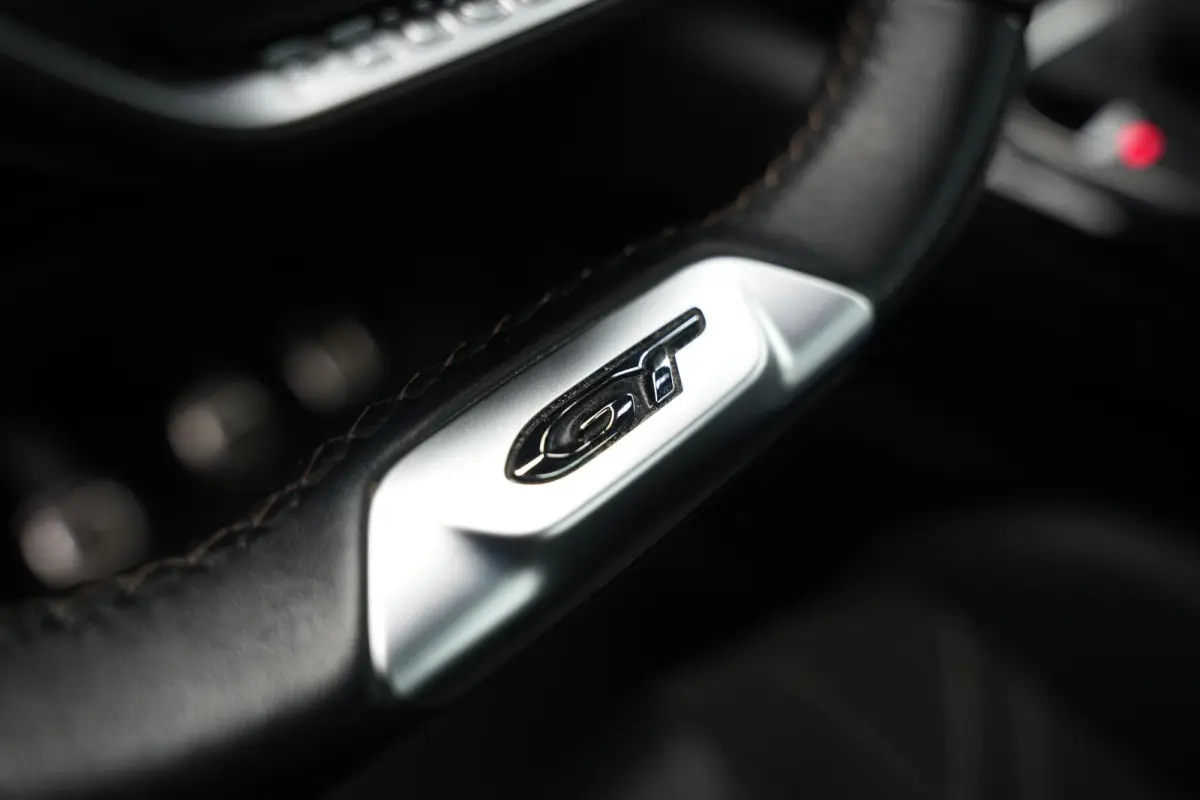 1.2 PureTech GT Panoramadak GT Line Camera Leer/Alcantara LED