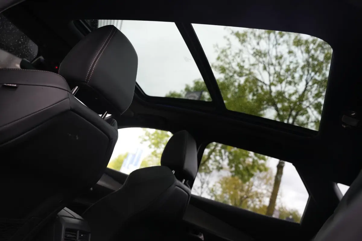 1.2 PureTech GT Panoramadak GT Line Camera Leer/Alcantara LED