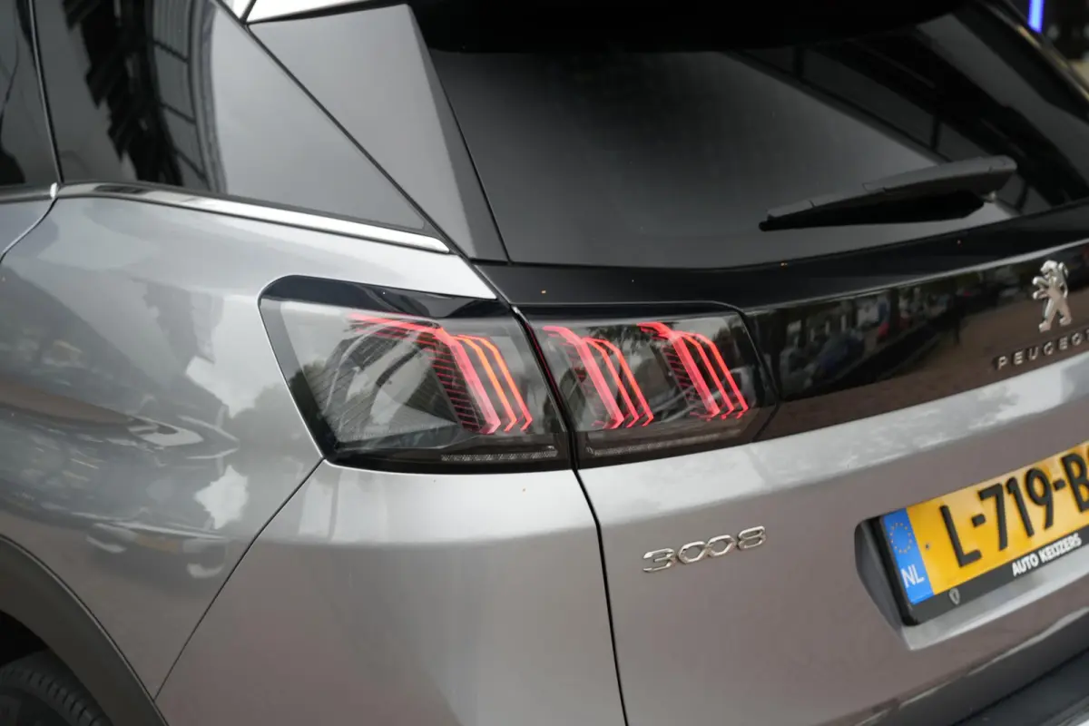 1.2 PureTech GT Panoramadak GT Line Camera Leer/Alcantara LED