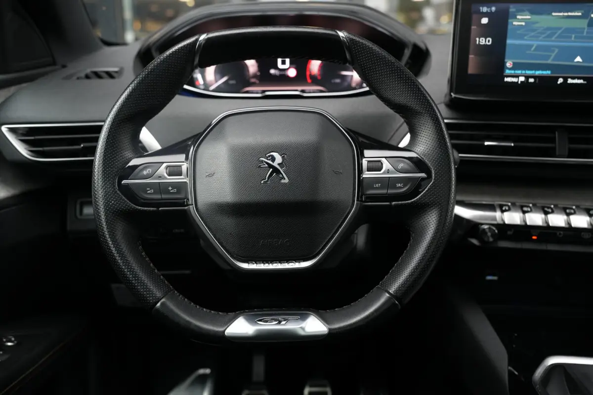 1.2 PureTech GT Panoramadak GT Line Camera Leer/Alcantara LED