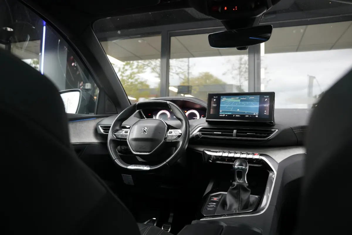 1.2 PureTech GT Panoramadak GT Line Camera Leer/Alcantara LED