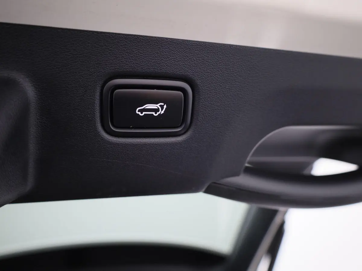 BEV 77,4 kWH Business Plus | ACHTERUITRIJCAMERA | MEMORY | APPLE CARPLAY - ANDROID AUTO | ADAPTIVE CRUISE CONTROL | CLIMATE CONTROL | STOELVERWARMING | STUURWIELVERWARMING |