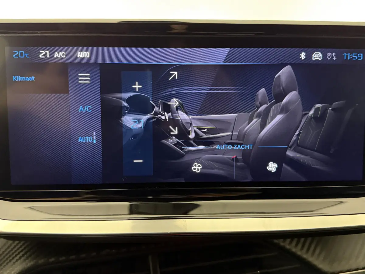1.2 PureTech 100 Allure | Keyless Entry | Navigatie | Apple Carplay/Android Auto | Digitale Cockpit |