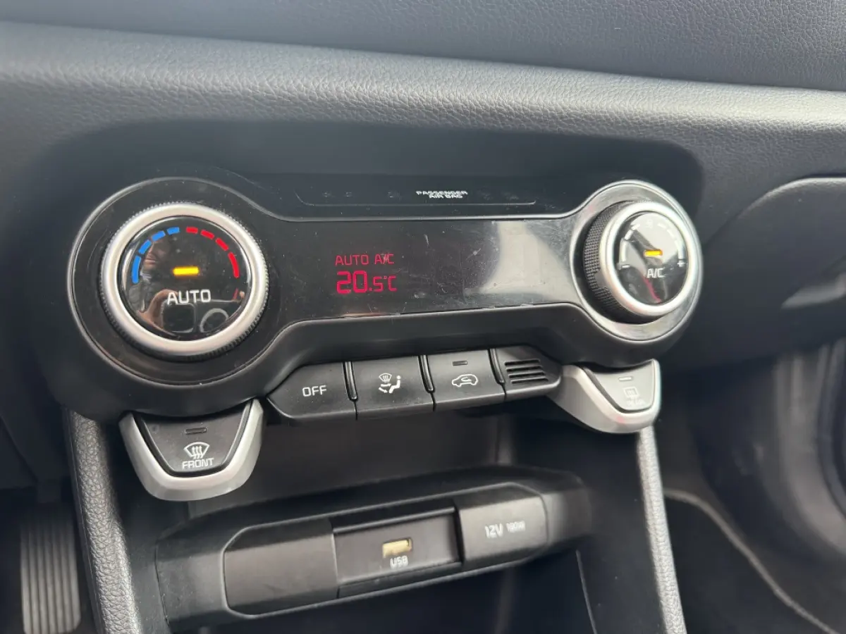 1.0 DPi GT-Line | Keyless | Navi | Camera